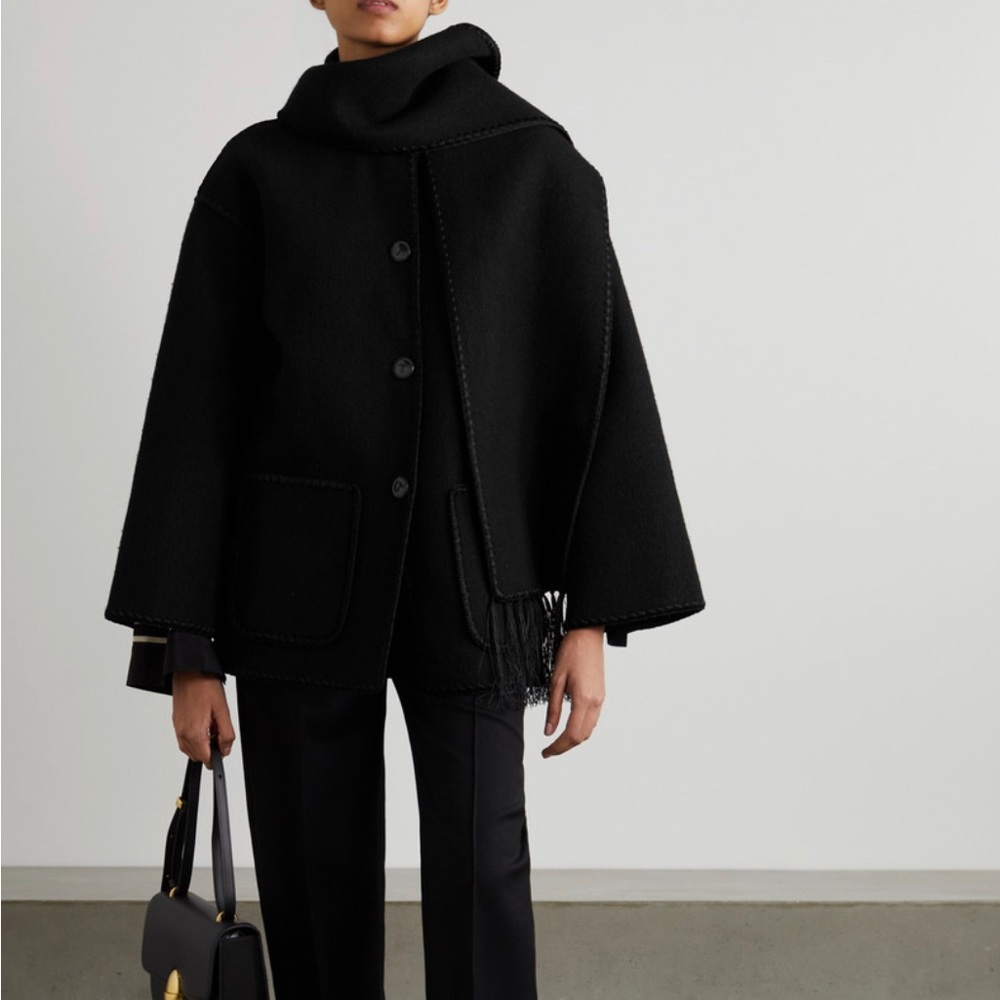TOTEME
Draped fringed wool-blend jacket 32 - Picture 3 of 13